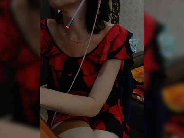 naked_taxi_dispatcher webcam