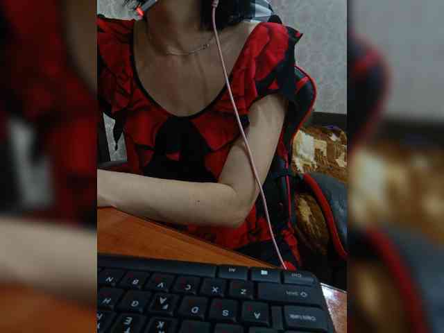 naked_taxi_dispatcher webcam