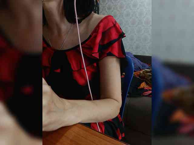 naked_taxi_dispatcher webcam