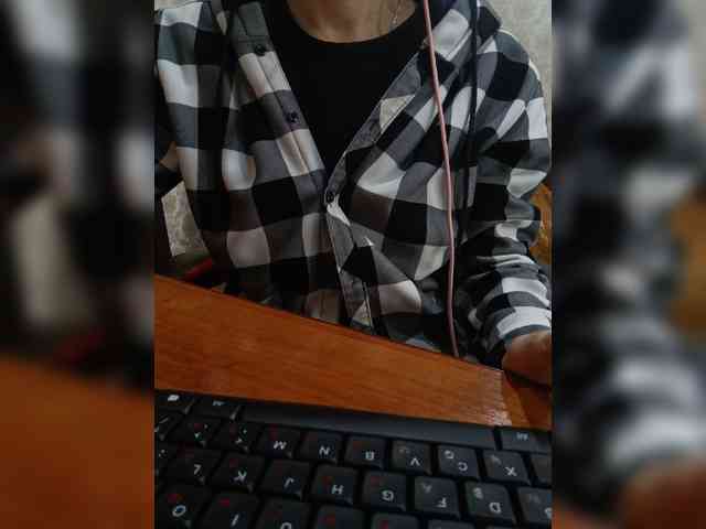 naked_taxi_dispatcher webcam