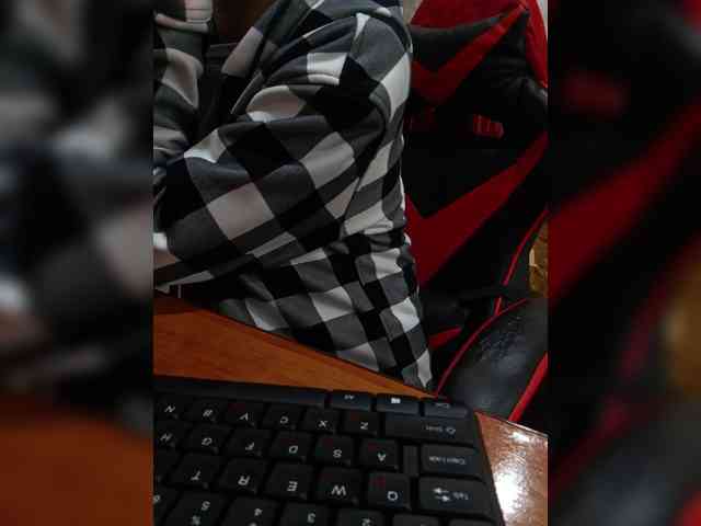 naked_taxi_dispatcher webcam