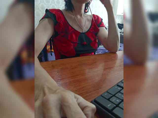 naked_taxi_dispatcher webcam