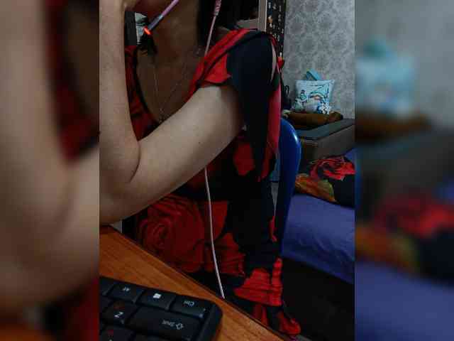 naked_taxi_dispatcher webcam