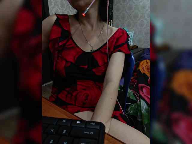 naked_taxi_dispatcher webcam
