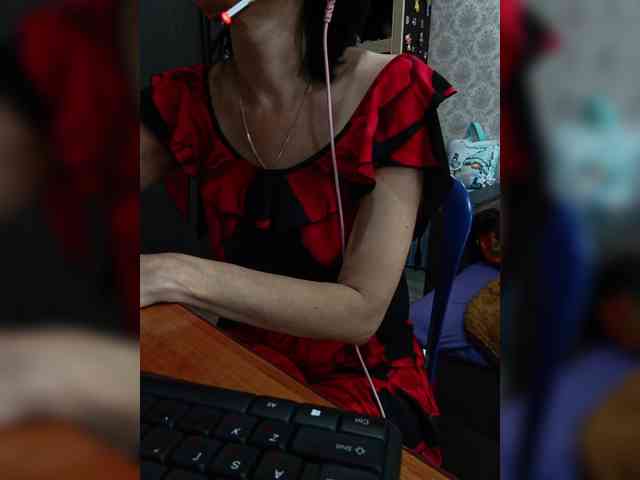 naked_taxi_dispatcher webcam