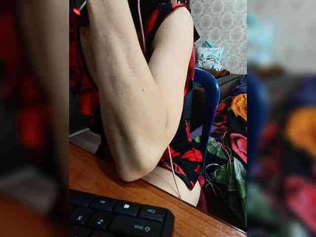 naked_taxi_dispatcher webcam