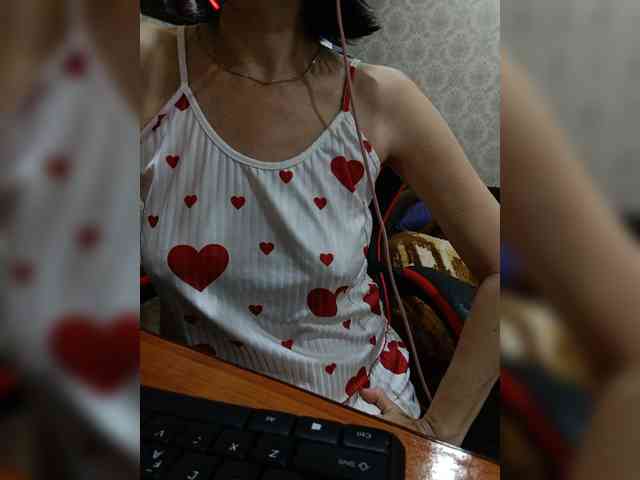 naked_taxi_dispatcher webcam
