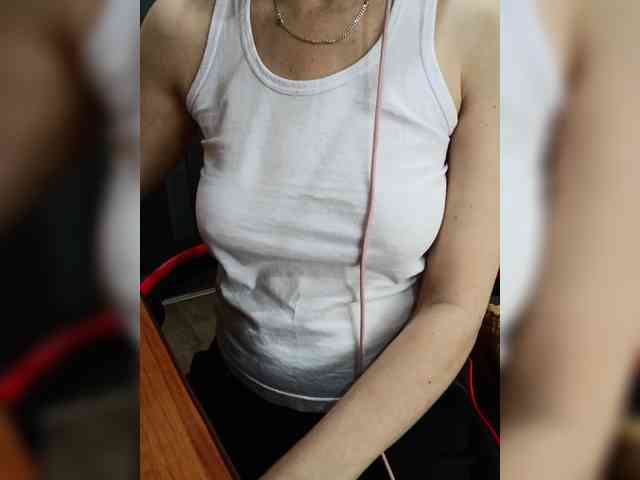 naked_taxi_dispatcher webcam