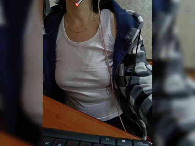naked_taxi_dispatcher webcam