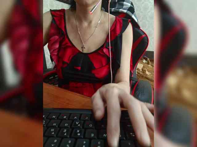 naked_taxi_dispatcher webcam
