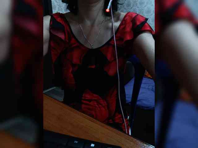 naked_taxi_dispatcher webcam