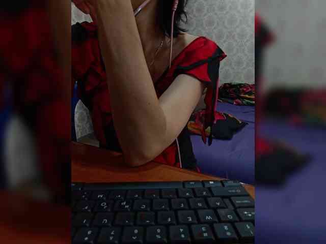 naked_taxi_dispatcher webcam