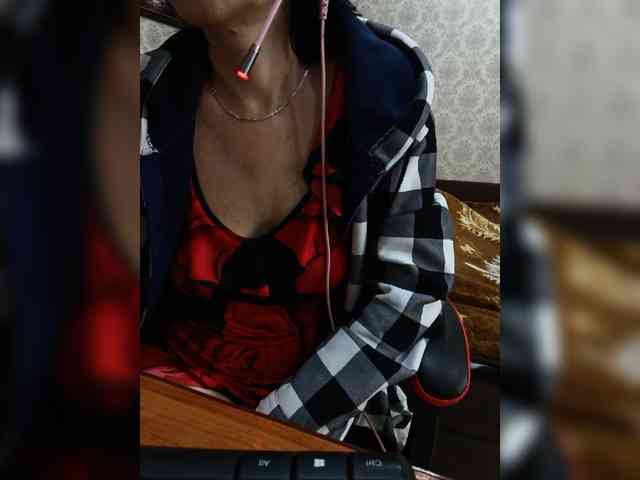 naked_taxi_dispatcher webcam