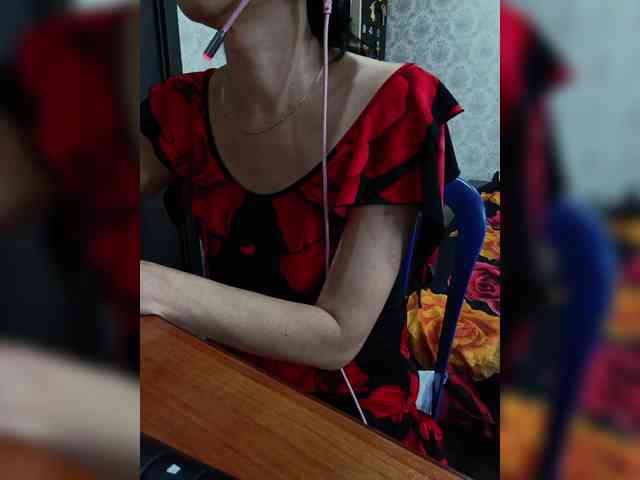 naked_taxi_dispatcher webcam