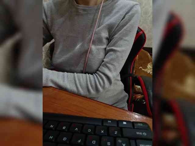 naked_taxi_dispatcher webcam