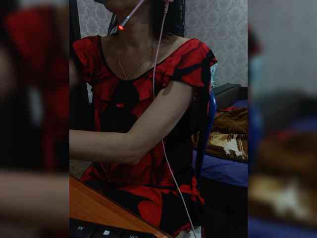 naked_taxi_dispatcher webcam