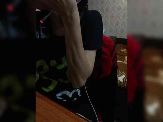 naked_taxi_dispatcher webcam