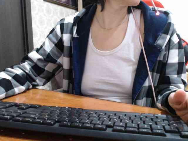 Olik-Pisa Live Webcam on BongaCams