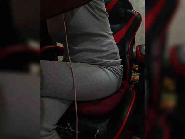 naked_taxi_dispatcher webcam