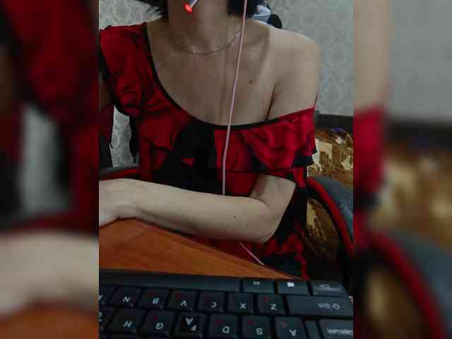 naked_taxi_dispatcher webcam