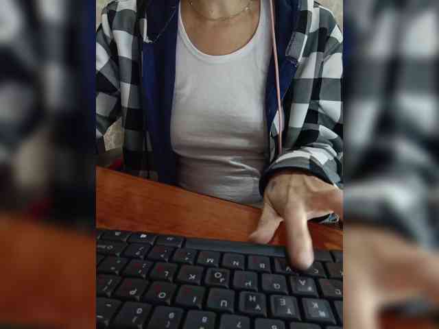 naked_taxi_dispatcher webcam