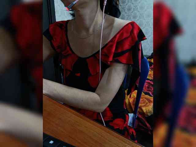 naked_taxi_dispatcher webcam
