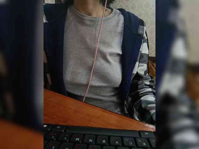 naked_taxi_dispatcher webcam