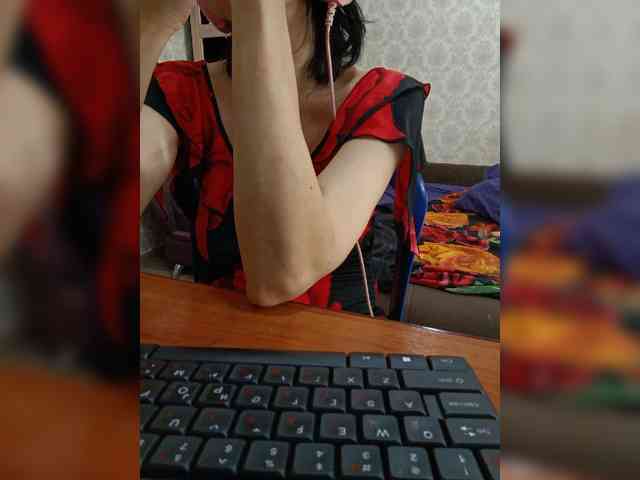 naked_taxi_dispatcher webcam