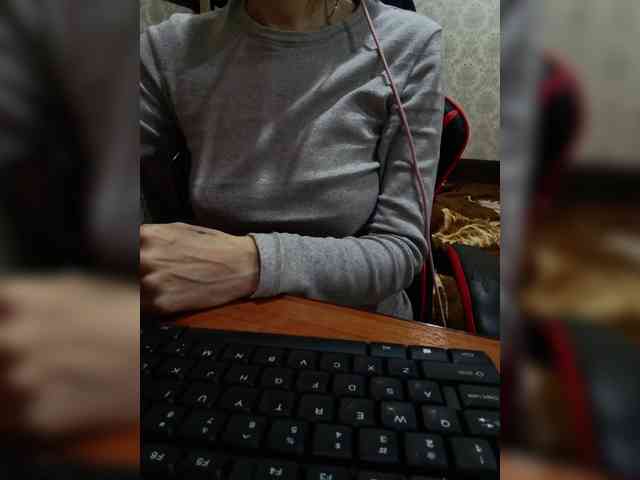 naked_taxi_dispatcher webcam