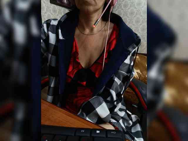 naked_taxi_dispatcher webcam