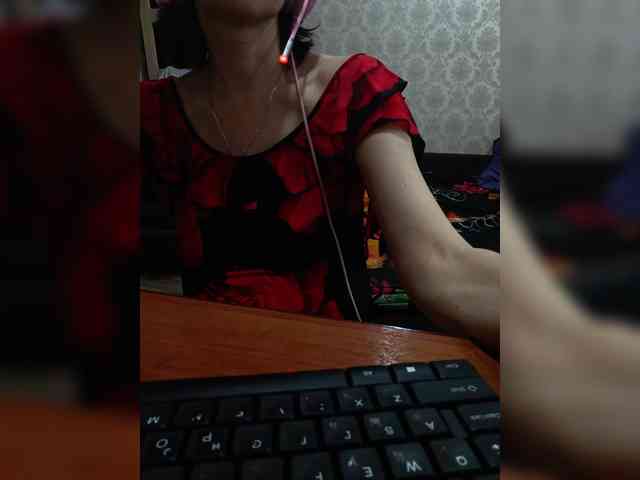 naked_taxi_dispatcher webcam