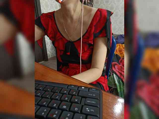 naked_taxi_dispatcher webcam