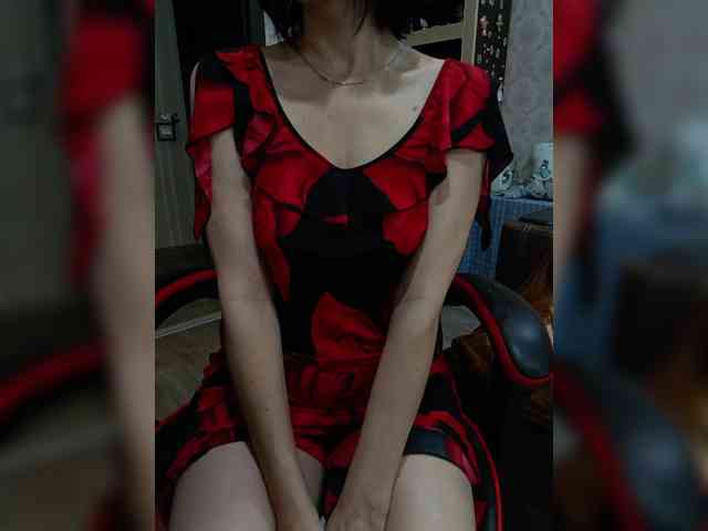 naked_taxi_dispatcher webcam