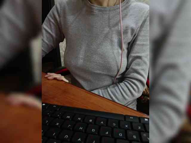 naked_taxi_dispatcher webcam