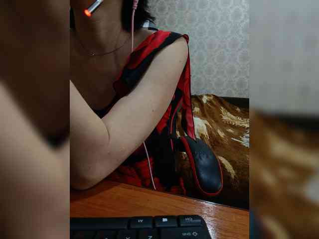 naked_taxi_dispatcher webcam