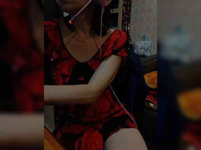 naked_taxi_dispatcher webcam