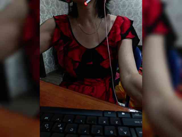 naked_taxi_dispatcher webcam