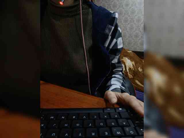 naked_taxi_dispatcher webcam