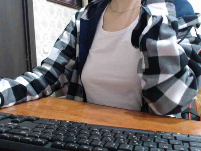 naked_taxi_dispatcher webcam