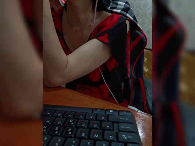 naked_taxi_dispatcher webcam