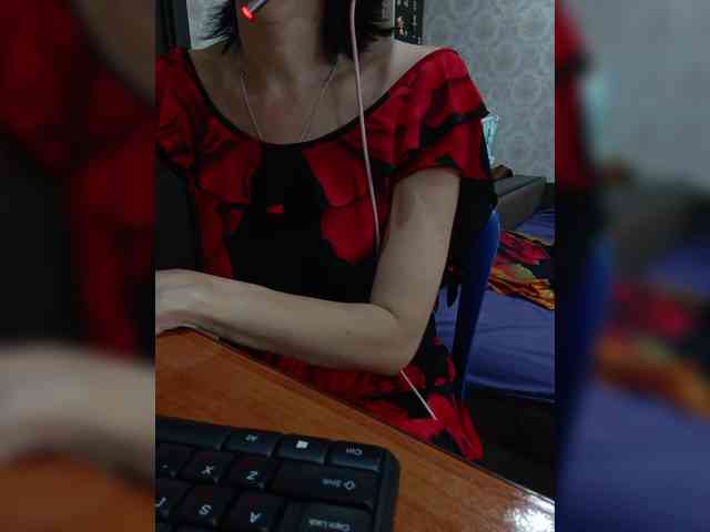 naked_taxi_dispatcher webcam