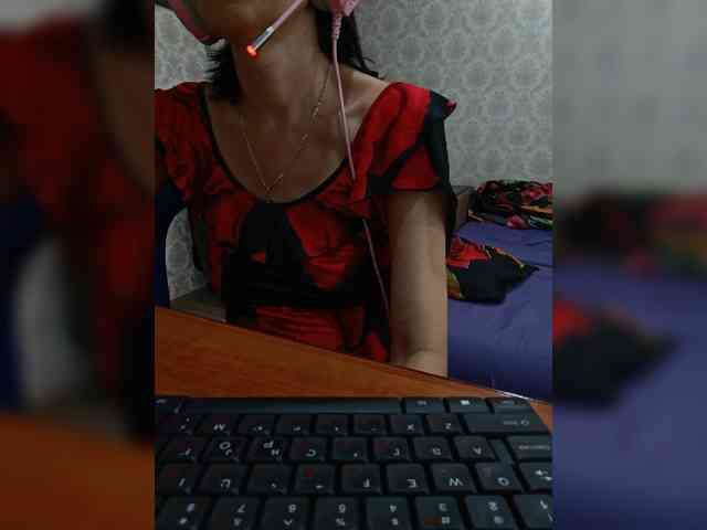 naked_taxi_dispatcher webcam
