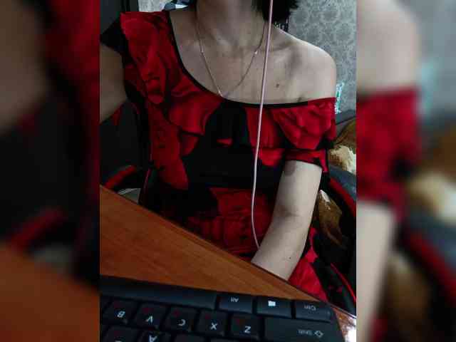 naked_taxi_dispatcher webcam
