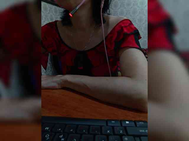 naked_taxi_dispatcher webcam