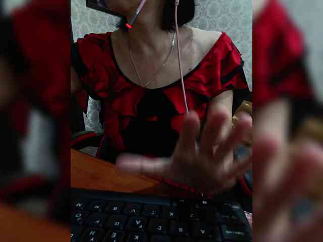 naked_taxi_dispatcher webcam