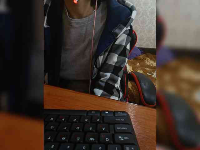 naked_taxi_dispatcher webcam