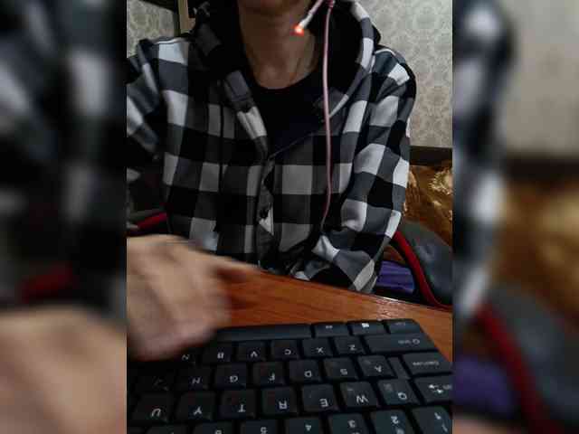 naked_taxi_dispatcher webcam