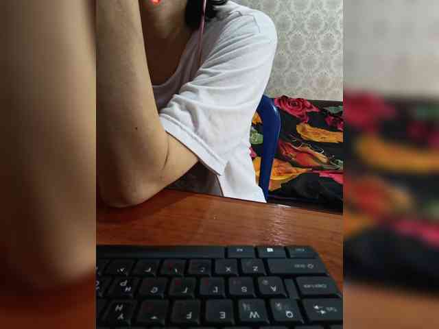 naked_taxi_dispatcher webcam