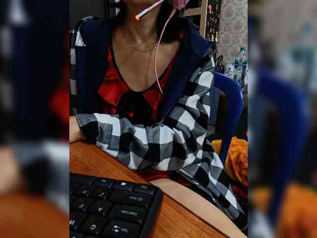 naked_taxi_dispatcher webcam