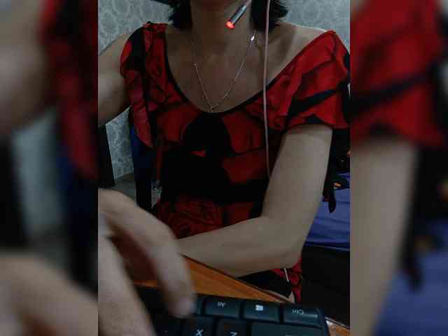 naked_taxi_dispatcher webcam